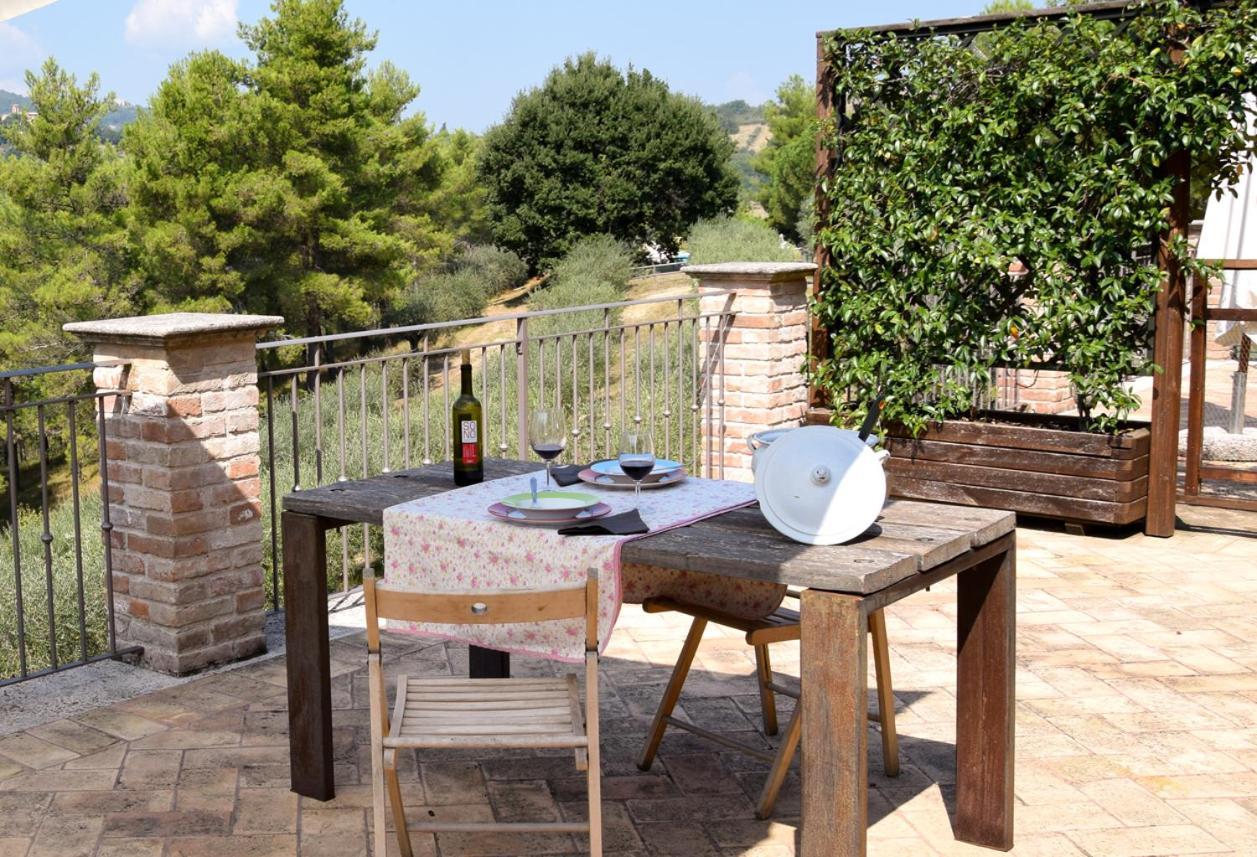 Agriturismo La Fonte เปรูจา ภายนอก รูปภาพ